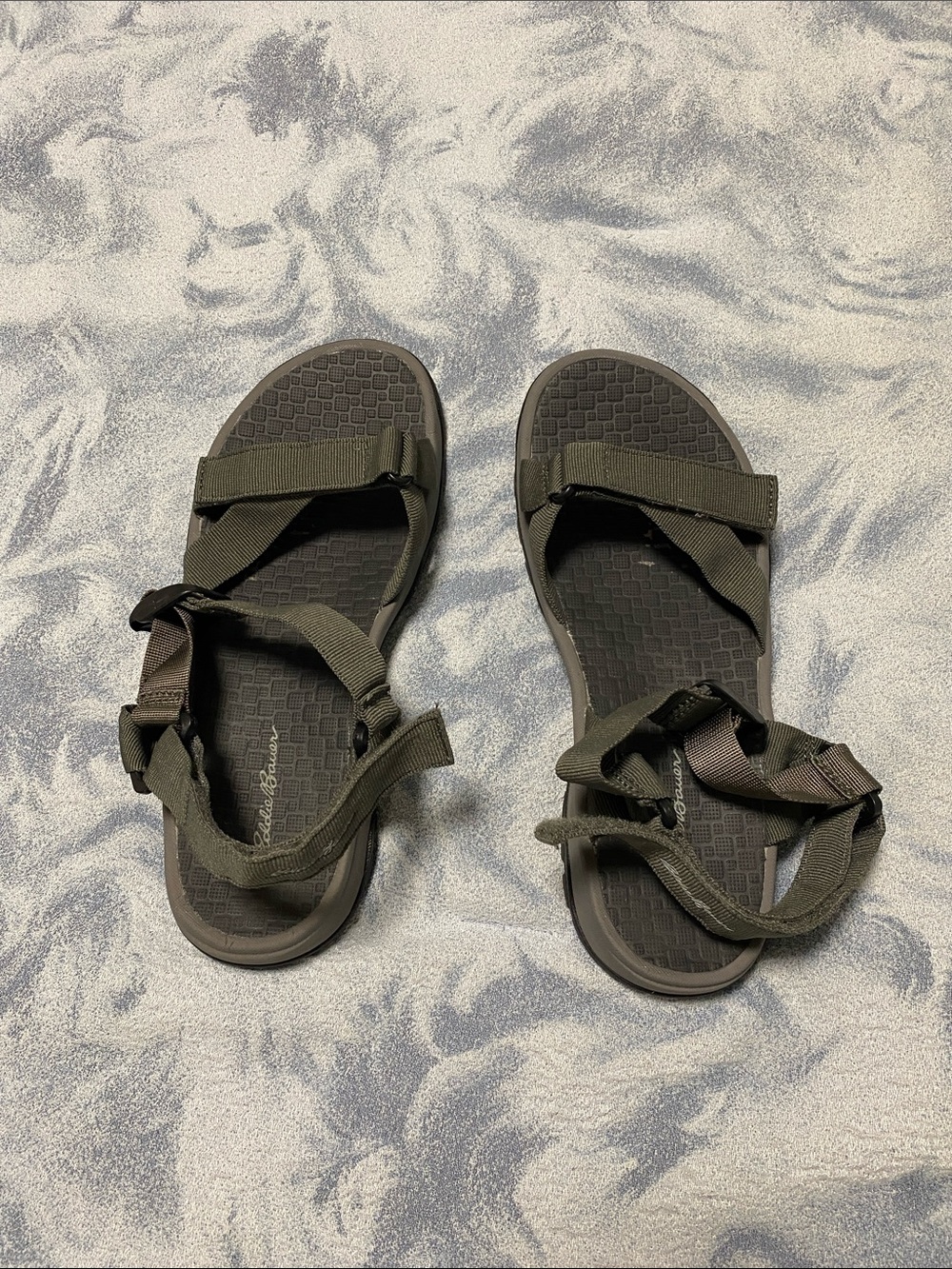 Eddie Bauer Olive Green Outdoor Strap Sandals - Picture 1 of 5